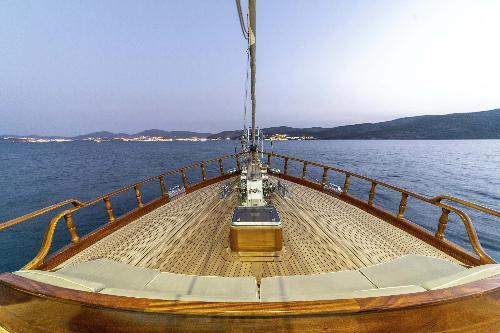 Panoramic Views on Foredeck