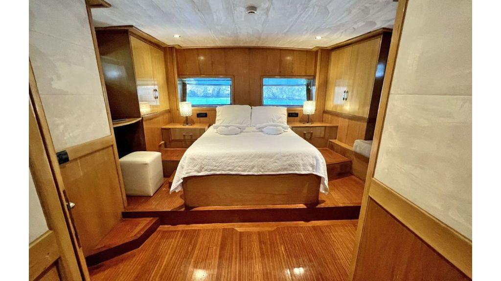 Luxurious Cabin Configuration