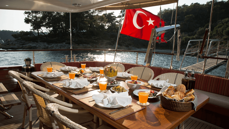 Alfresco Dining